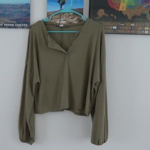 HYFVE Comfy Long Sleeve Crop Top